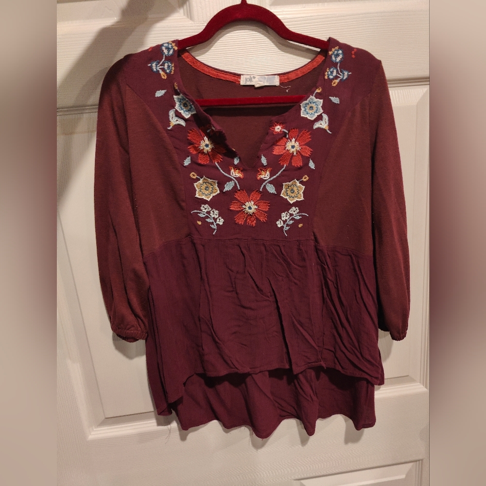 Ladies XL Jolt maroon flowers top